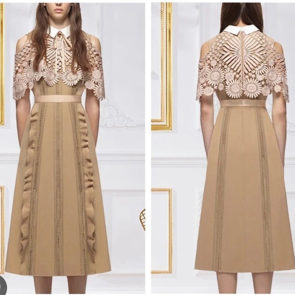 Self-portrait lace midi dress with 2 slits! Extremely gorgeous!